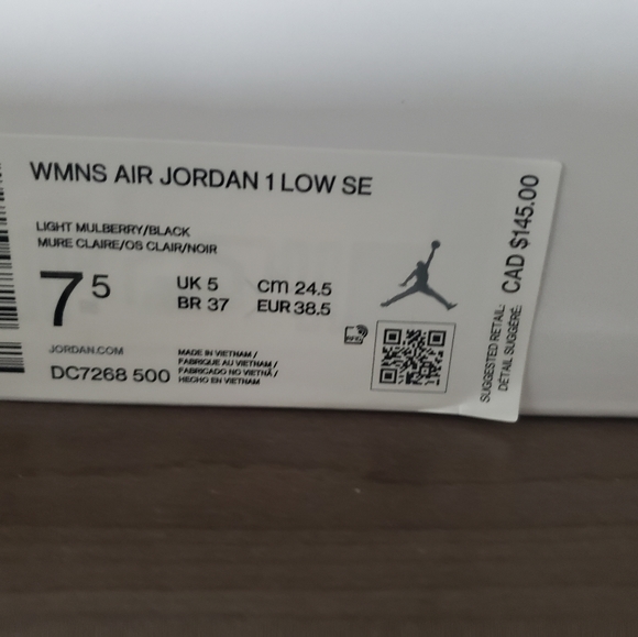 Air jordan 1 women's mulberry black size 7.5 - Picture 5 of 5